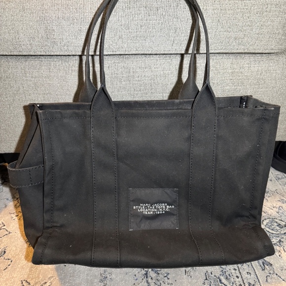 Marc Jacobs Large Tote Bag Black - Picture 3 of 6